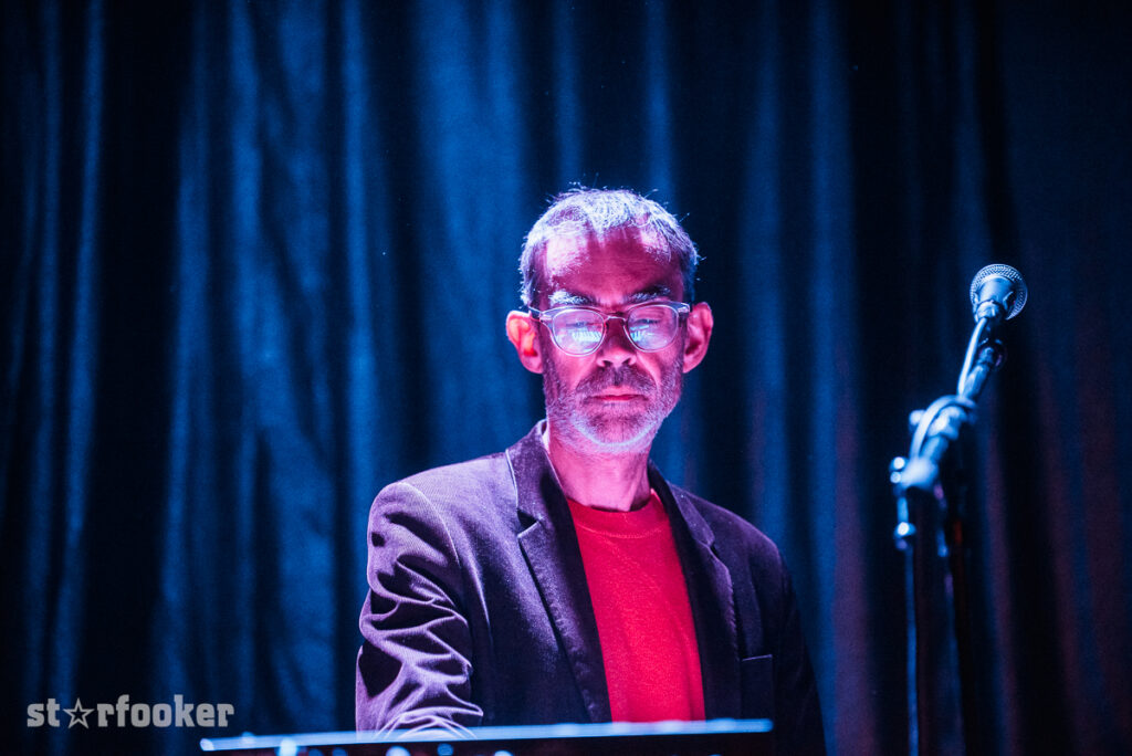 StereolabDSC 3877
