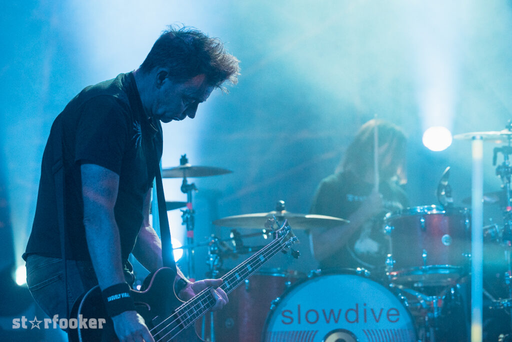 SlowdiveDSC 5883