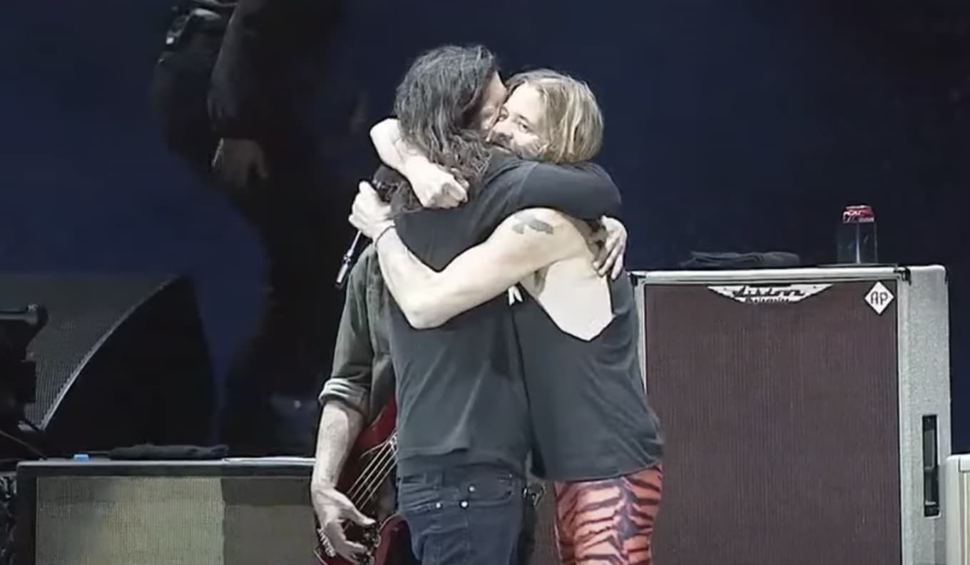 taylor_hawkins_dave grohl