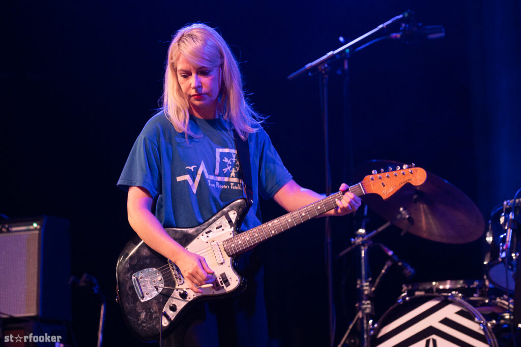 AlvvaysDSC 3175