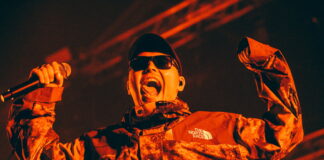 I Kneecap e la rabbia del presente nel primo concerto in Italia
